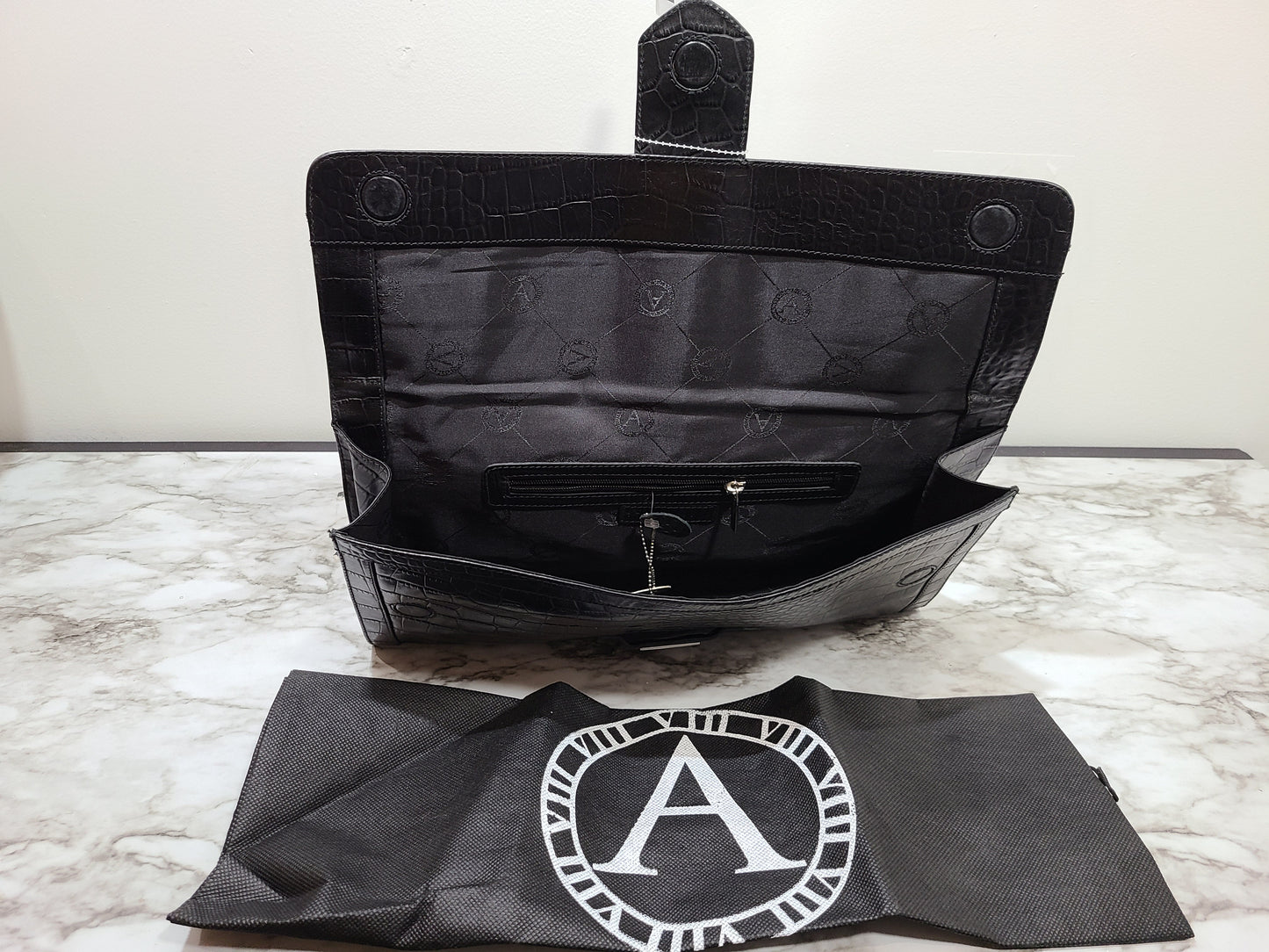 BLACK AUSLINI ELITE CROCO CLUTCH